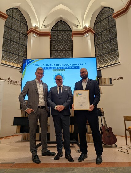 Vyhráli jsme Cenu hejtmana Olomouckého kraje za společenskou odpovědnost